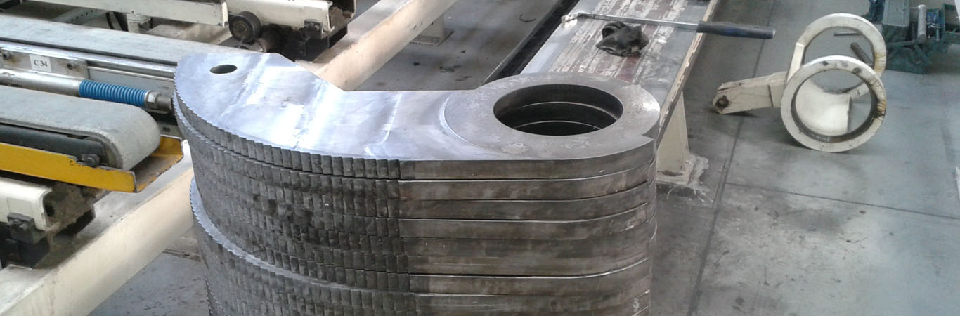 Egy alumínium présgép karbantartási munkálatai